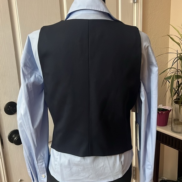 Babaton by Aritzia Vest - Picture 2 of 8